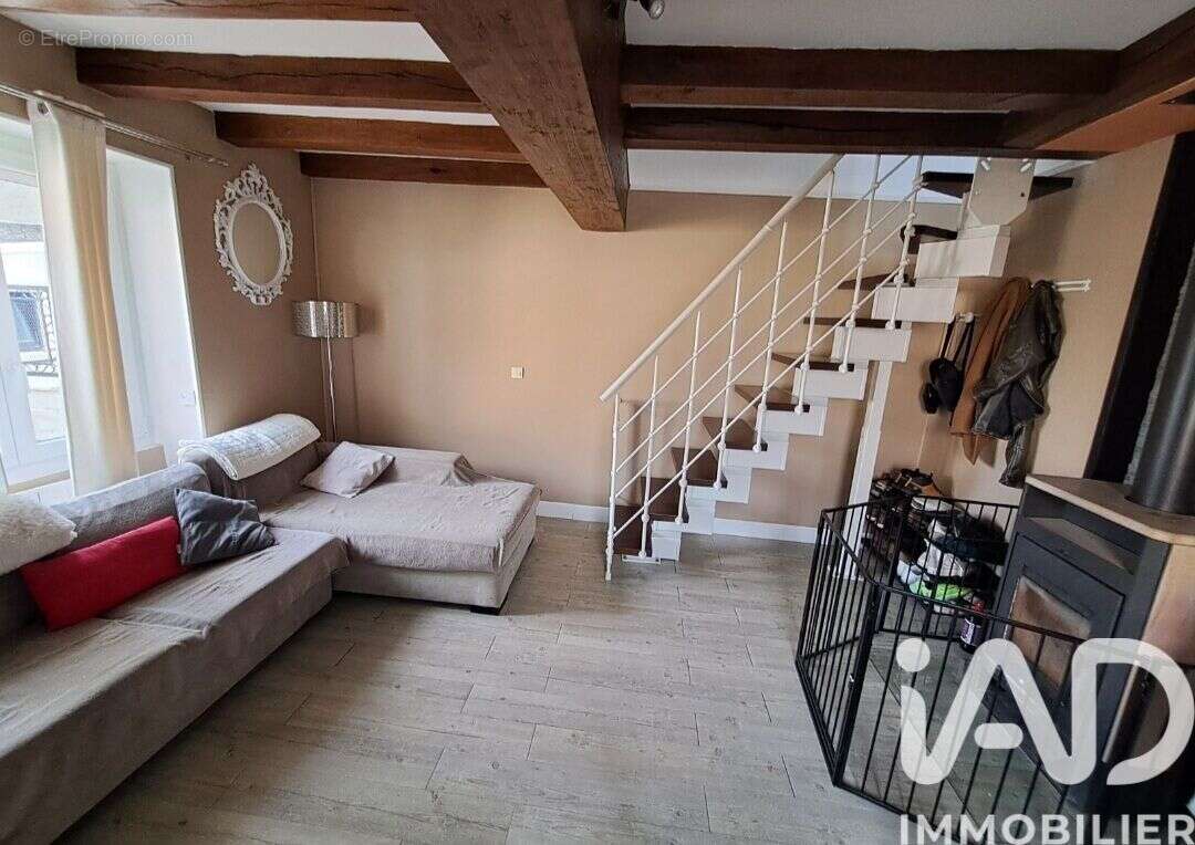 Photo 2 - Maison à SAINTINES