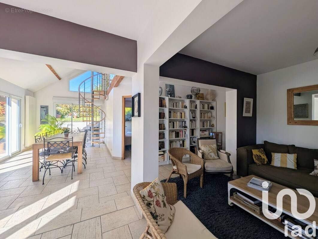 Photo 1 - Maison à CHARTRES