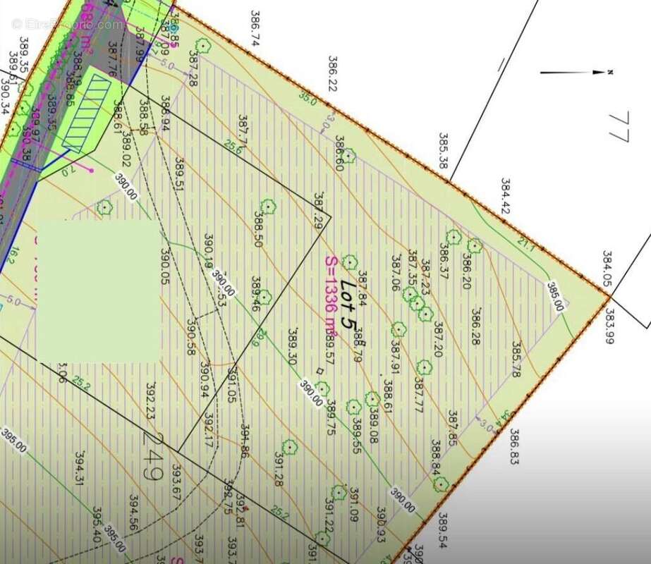 Terrain à LA ROCHE-NOIRE