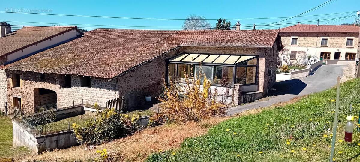 Photo 1 - Maison à COURS-LA-VILLE