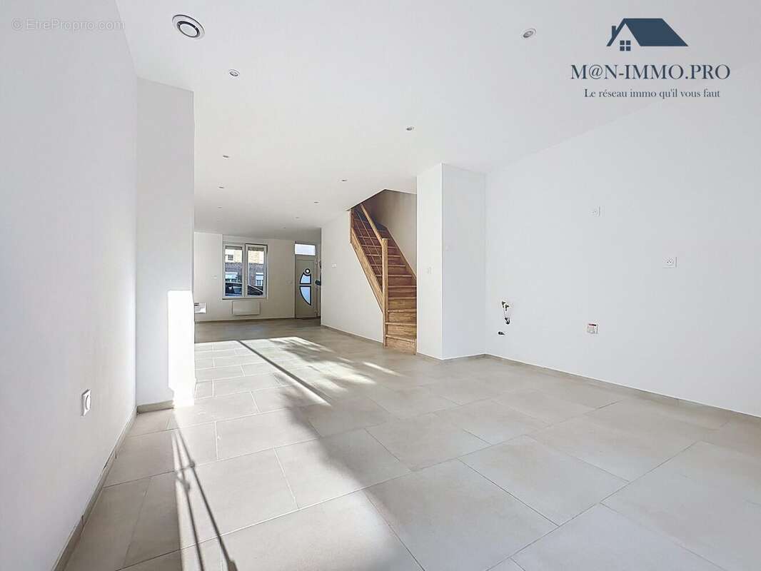 Maison à ERQUINGHEM-LYS