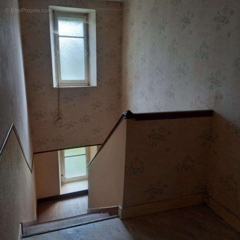 Maison à EQUEVILLEY