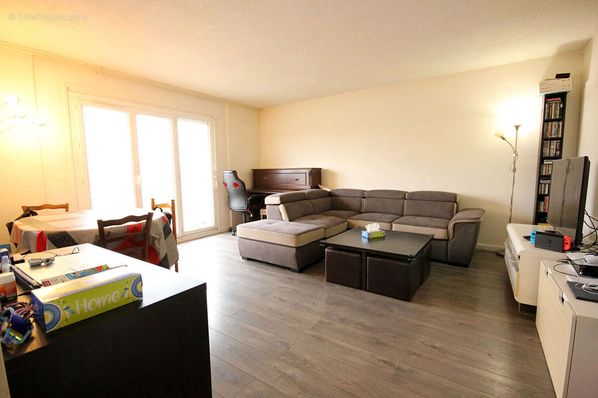 Appartement à MAUREPAS