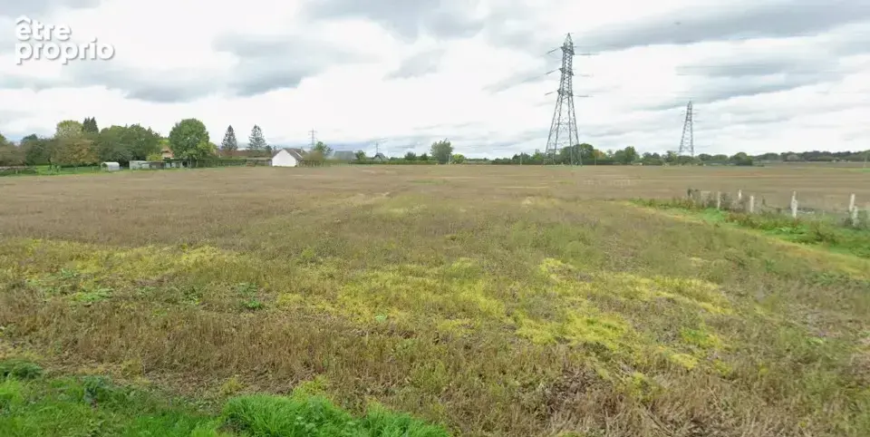 Terrain à SAINT-THURIEN
