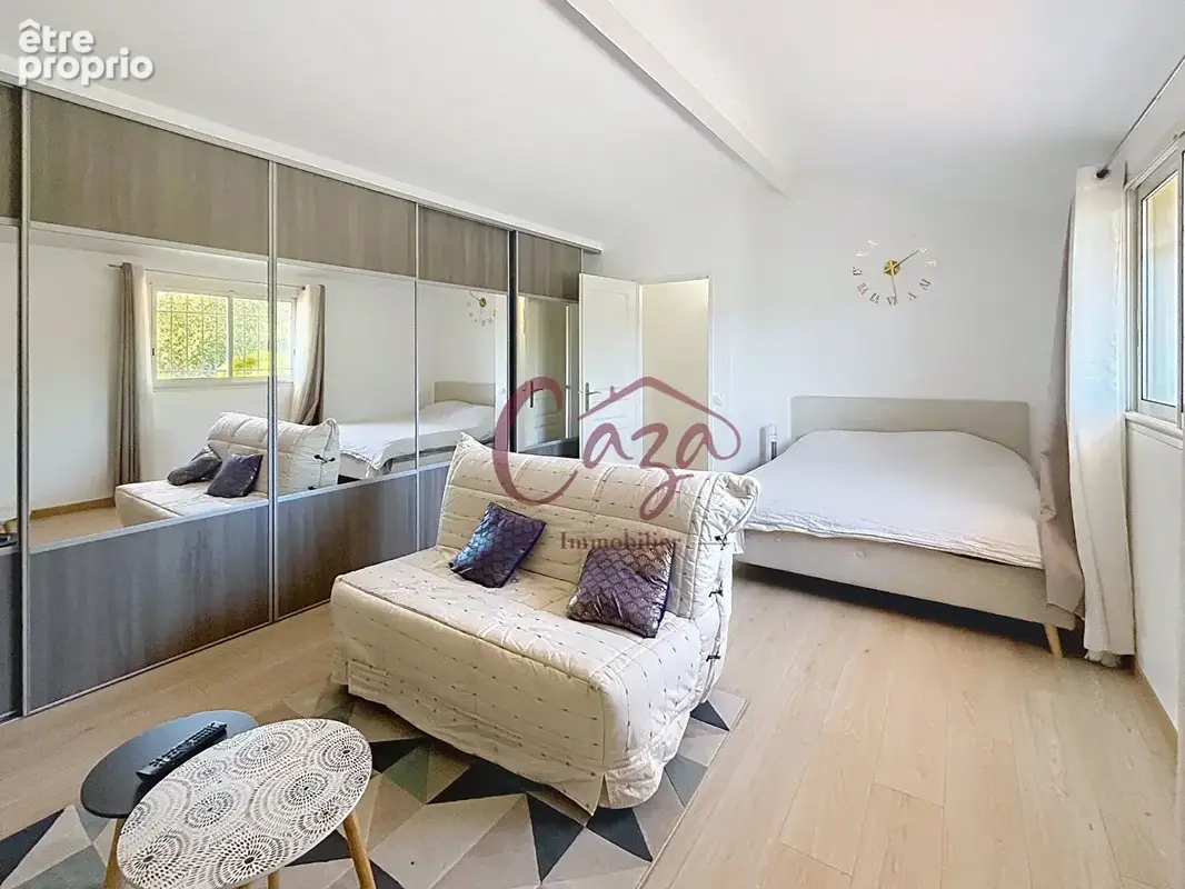 Maison de PLAIN PIED de 150 M2 RENOVEE - Secteur Camblanes / 1146 m2 de terrain arboré - photo 8