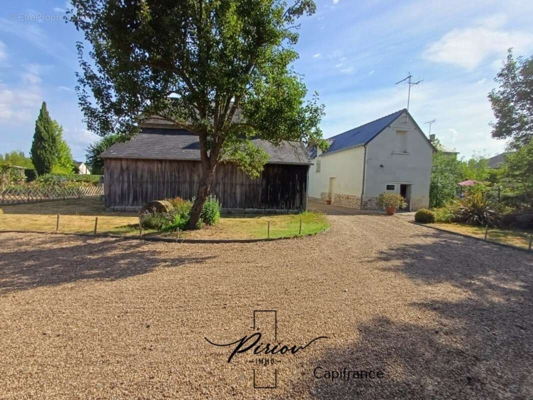 Propriété au charme de l'ancien - comprenant 2 gîtes - dépendances - photo 7