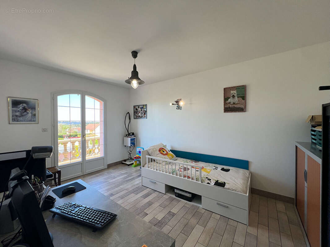 Maison Premilhat 6 pièce(s) 145,88 m2 - photo 6