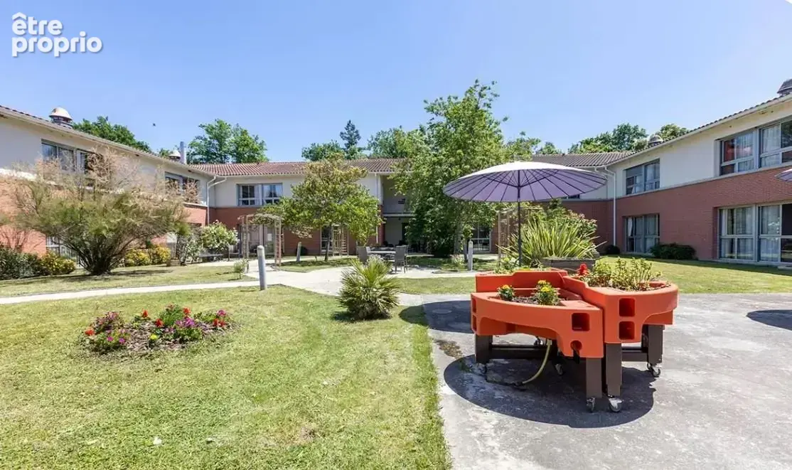 Investissement locatif  ste foy d'aigrefeuille  résidence ehpad la cocagne - 6.6% de rentabilité - photo 7