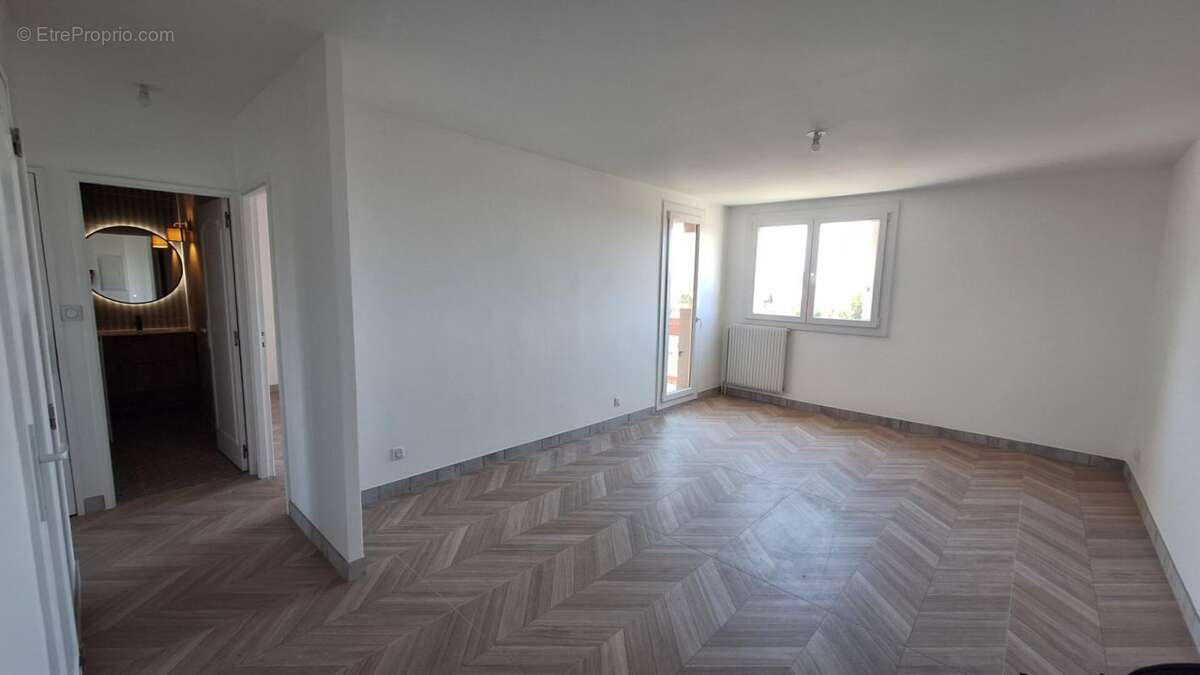 Appartement à MARSEILLE-11E