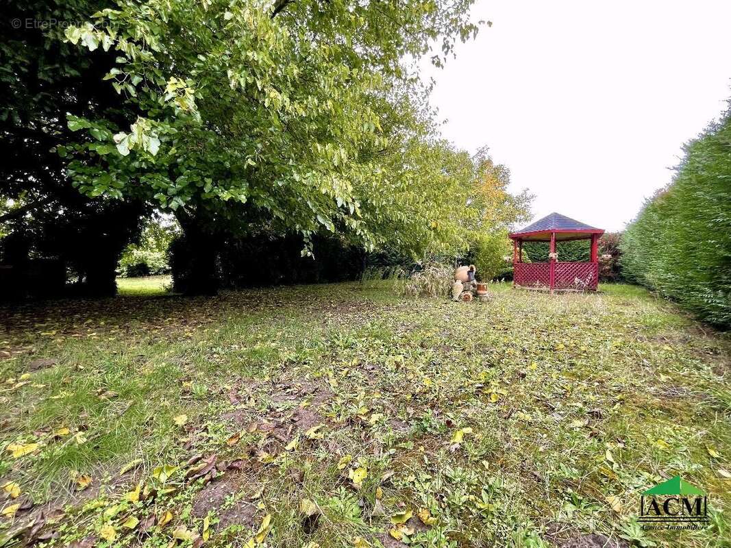 Maison à MERY-SUR-OISE