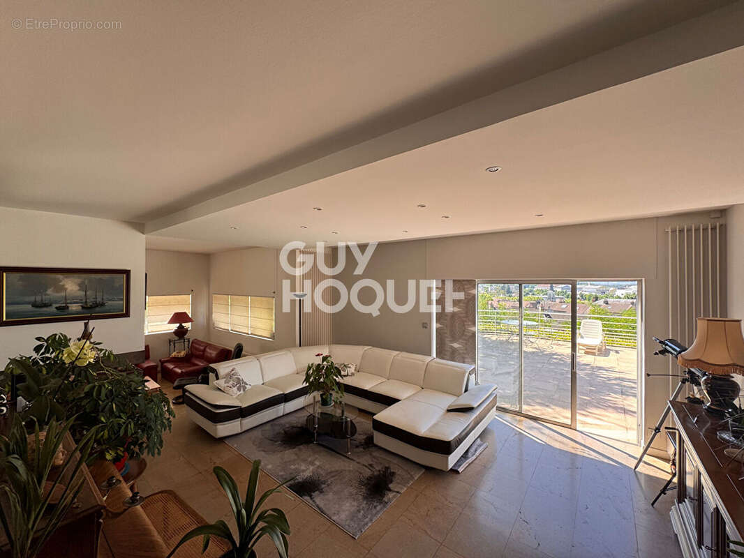 Maison à LE CREUSOT