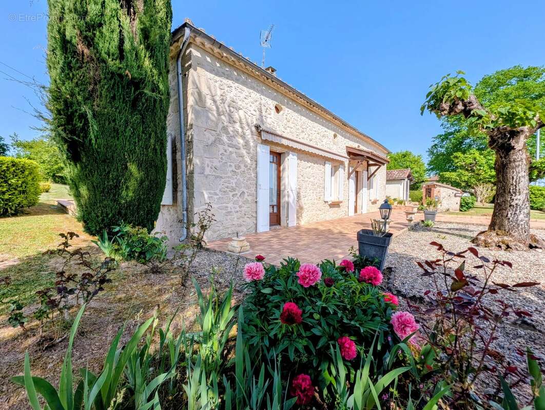 Maison à DAUSSE