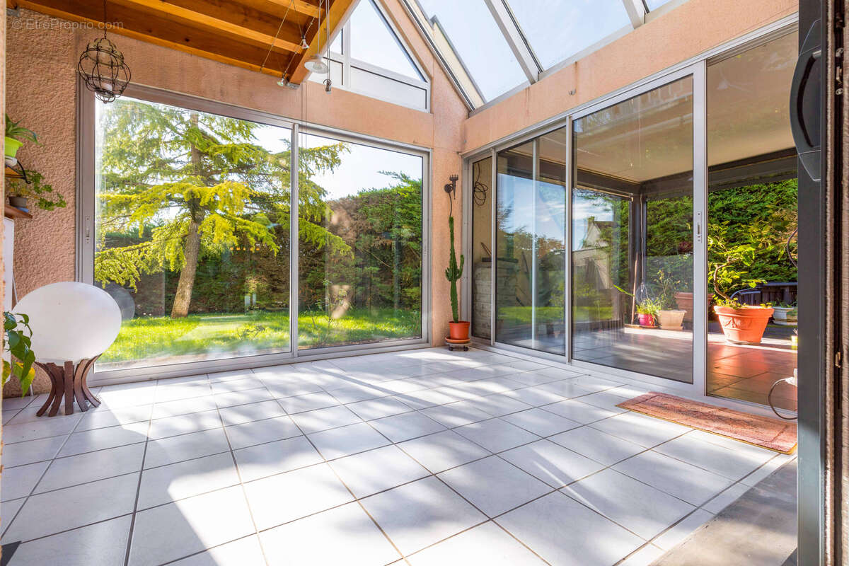 Maison à HAUTEVILLE-LES-DIJON