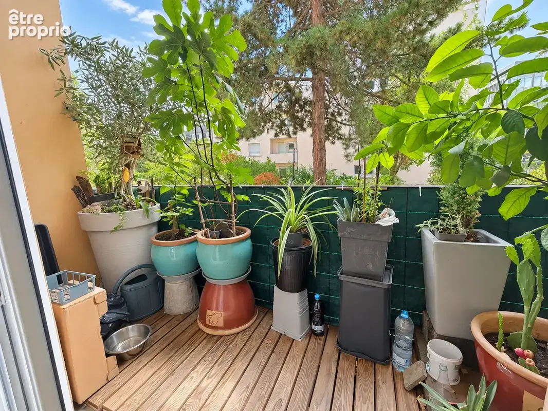 Appartement 3 pièces   90 m2   quartier sud - garage - balcon - photo 2
