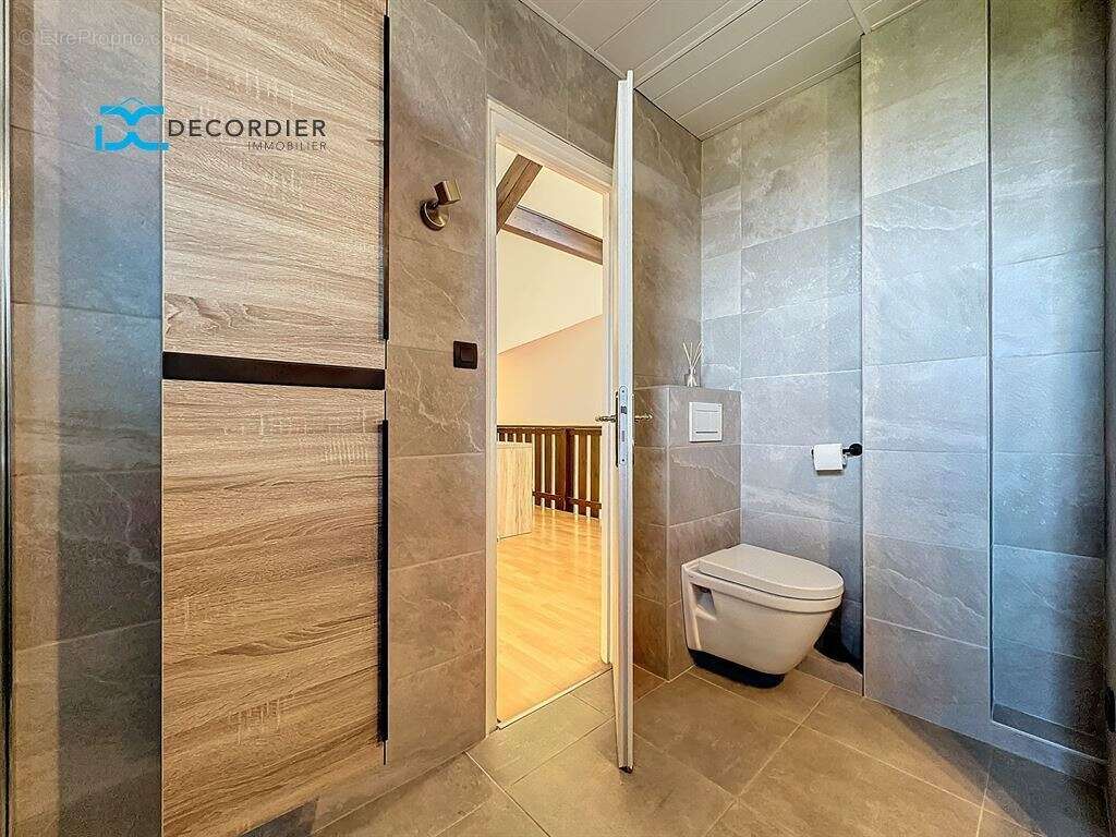 Maison à NEUVECELLE