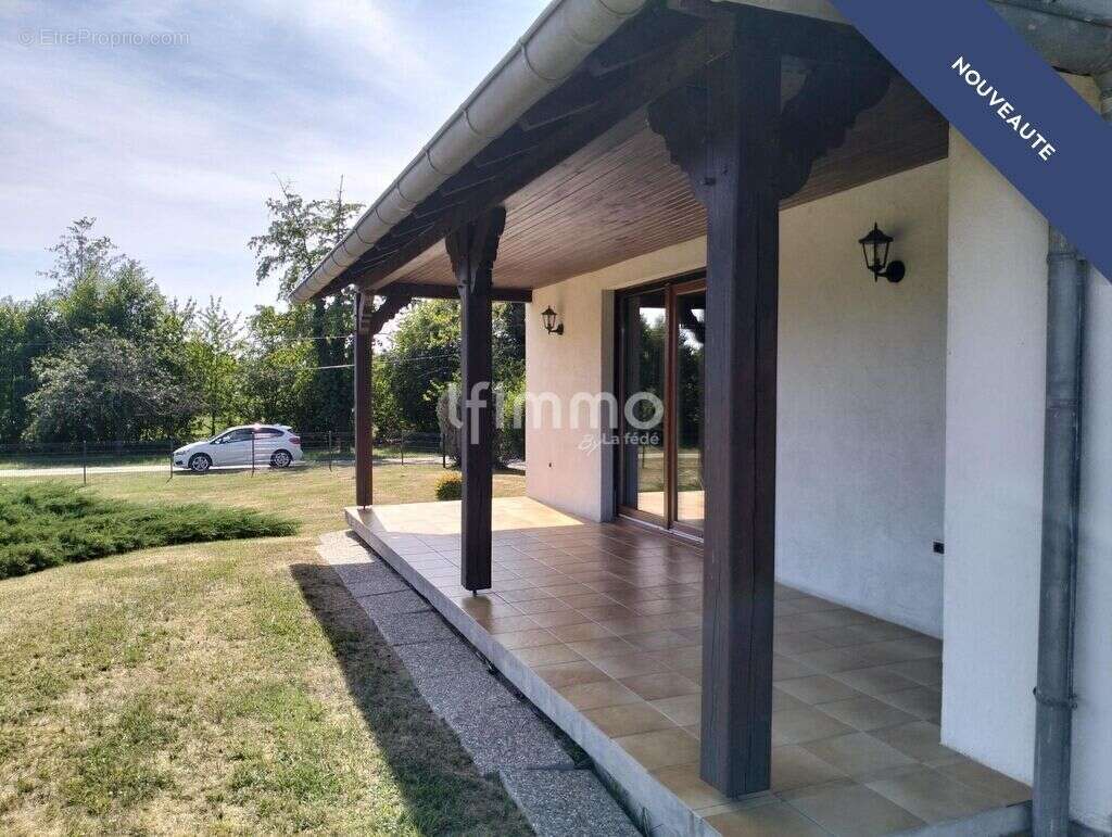 Maison avec une dépendance, sur environ 56 ares - photo 4
