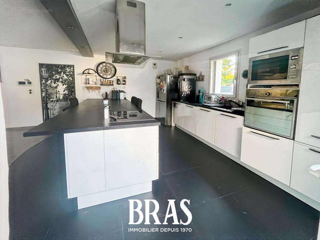 Maison à LES SORINIERES