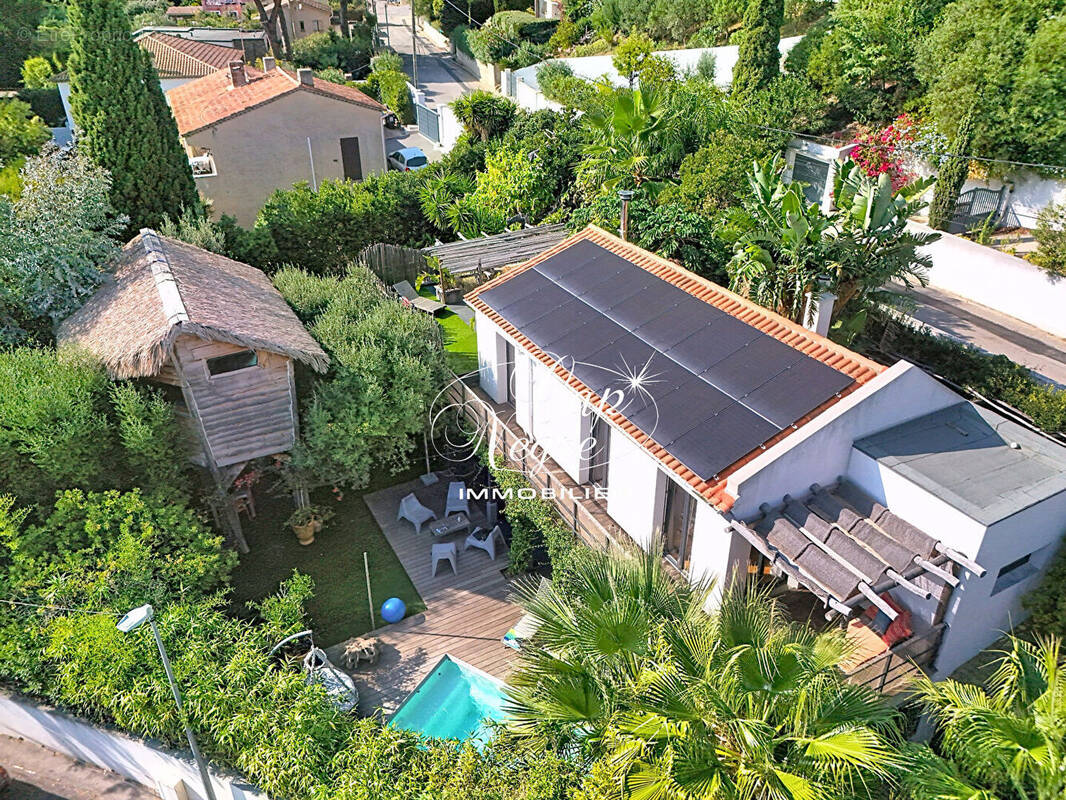 Maison à CAVALAIRE-SUR-MER