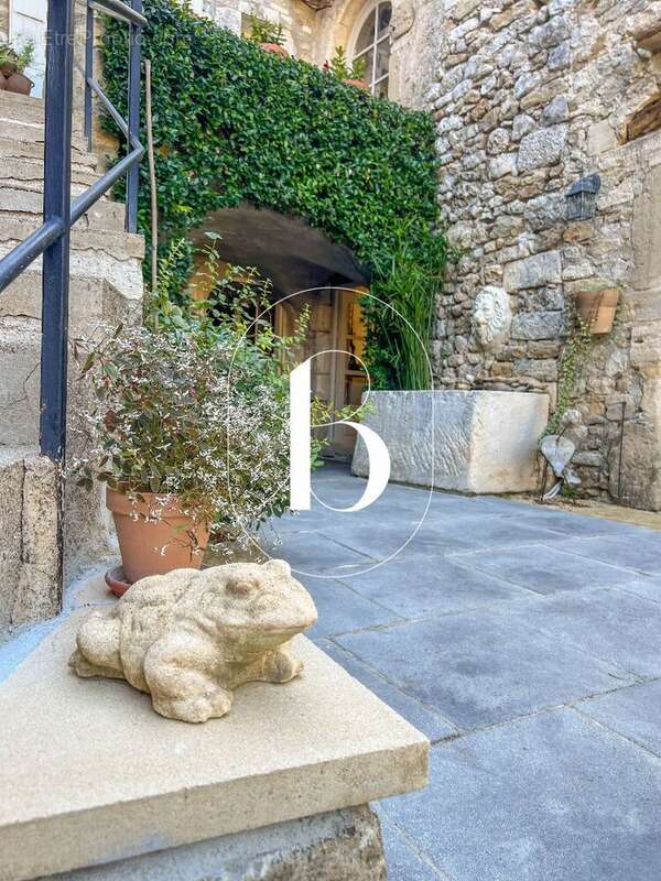 Maison à GOUDARGUES