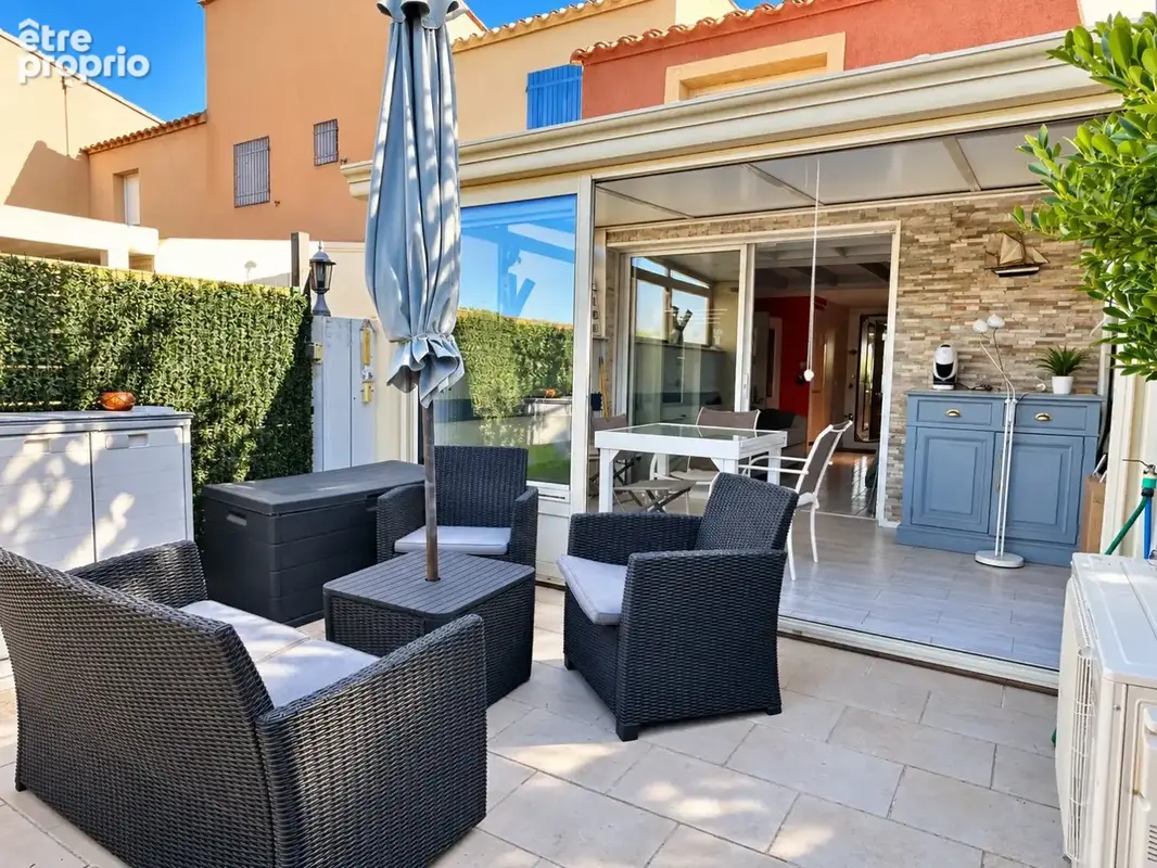 CAP D'AGDE  MARINA avec terrasse, Parking et poste d'Amarage. - photo 5