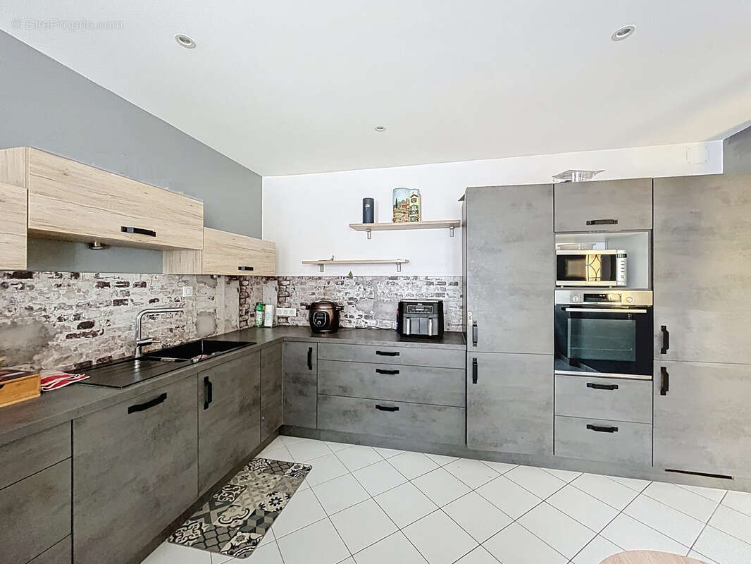 Maison à NANT-LE-GRAND