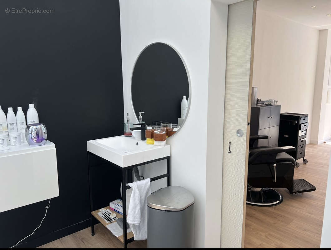 Commerce à LE GRAU-DU-ROI