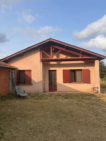 Maison à SAINT-CIERS-DE-CANESSE