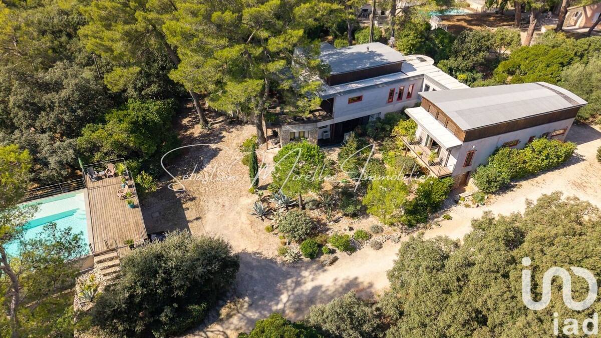 Photo 1 - Maison à NIMES