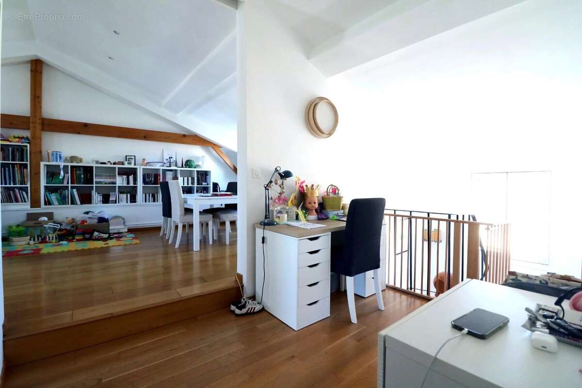 Appartement à VERSAILLES