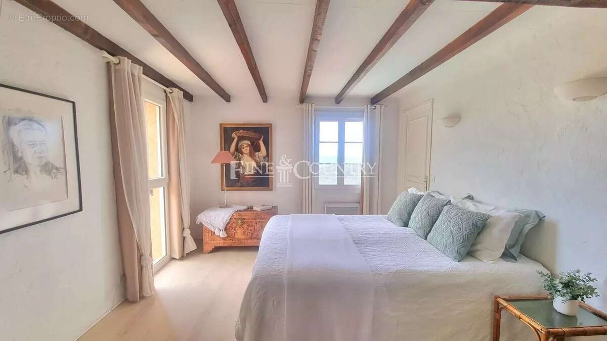 Maison à MONTAUROUX