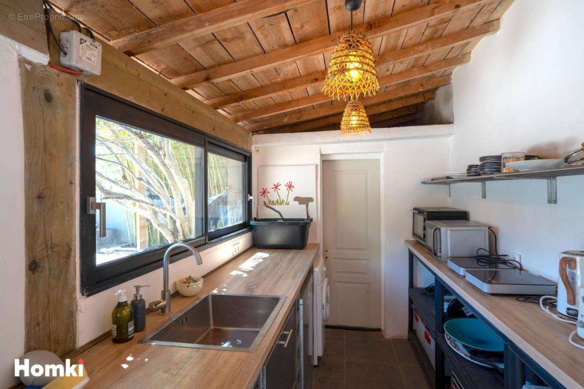 Maison à VILLENEUVE-LES-AVIGNON