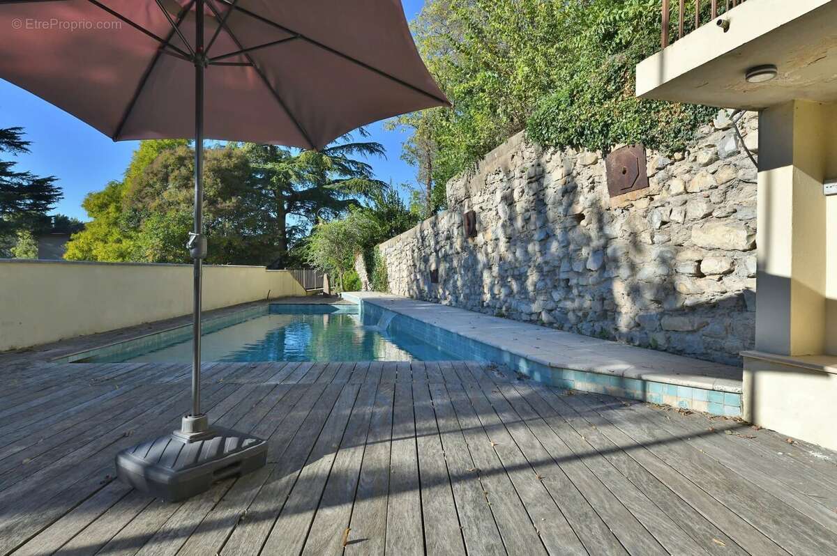 Maison à UZES