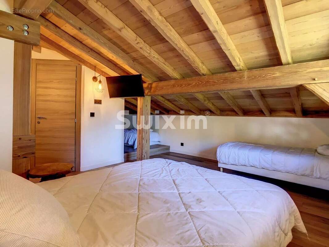 Chalet récent à vendre à Demi Quartier. - photo 12