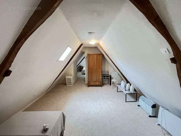 Maison à LEBIEZ