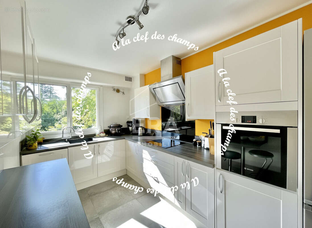 Appartement à GIF-SUR-YVETTE