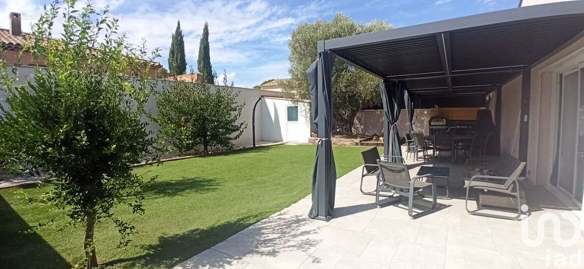 Photo 4 - Maison à ROQUEBRUNE-SUR-ARGENS