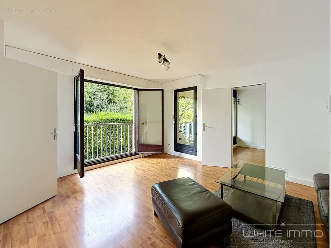 Appartement à LA MULATIERE