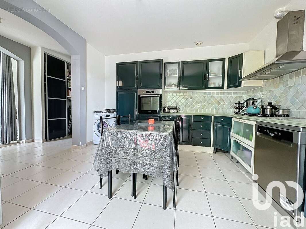 Photo 4 - Maison à CAMARET-SUR-AIGUES