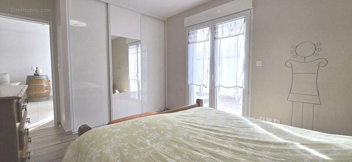 Maison à VAUX-SUR-MER