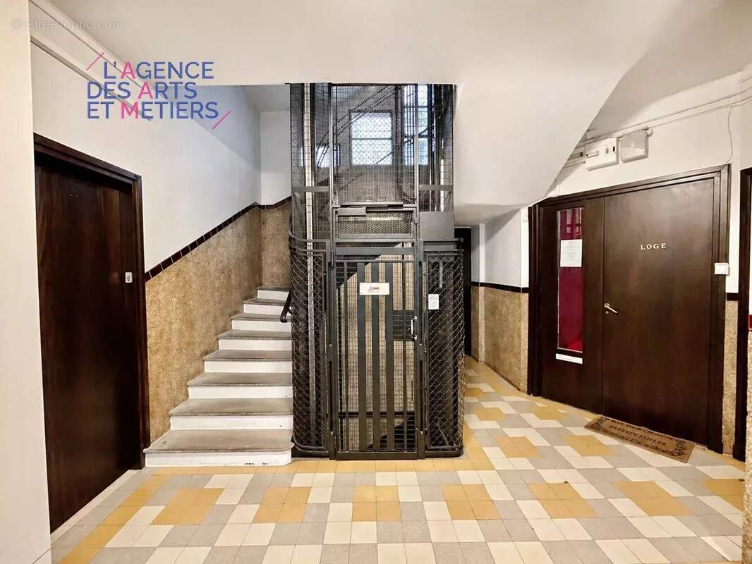 Appartement à PARIS-3E