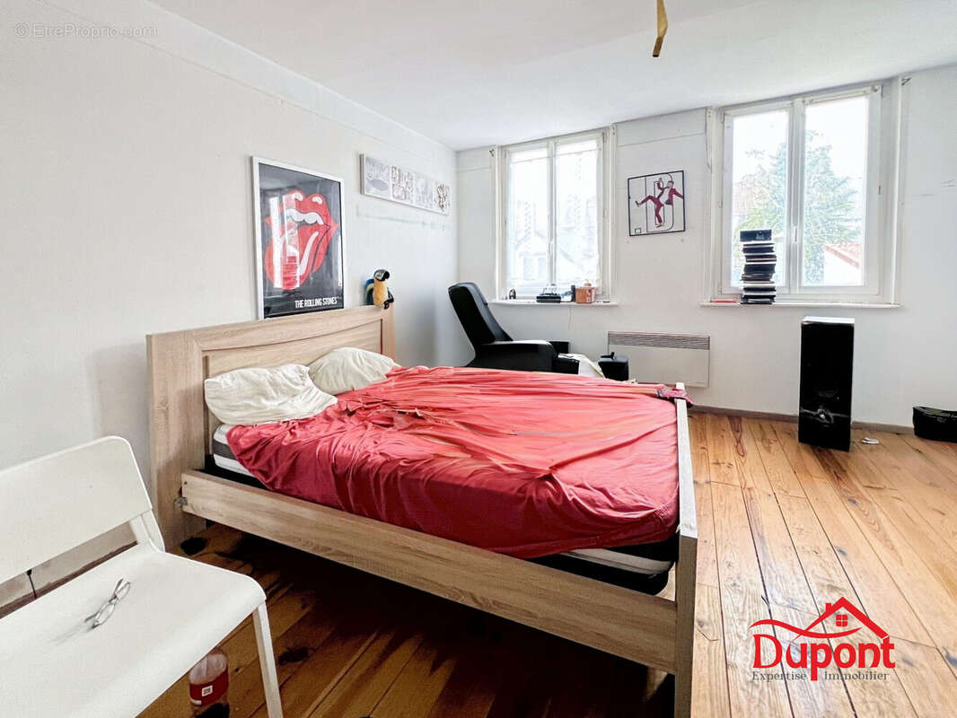Appartement 250 m² à Denain  - photo 3