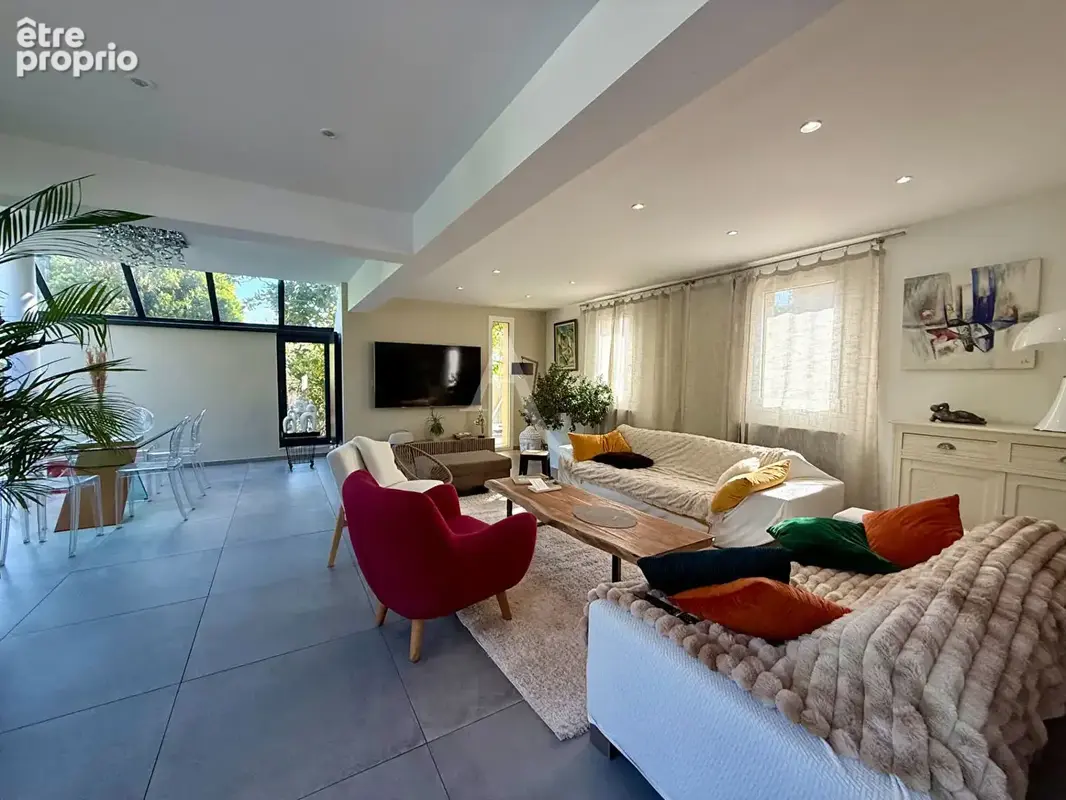 Maison d'architecte 6 pièces180 m2 , Piscine - photo 4