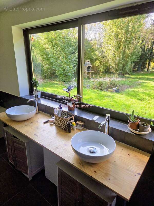 Maison à LA GUIERCHE