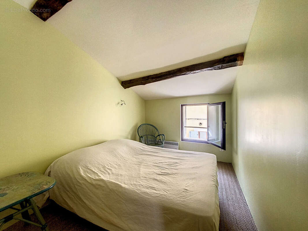 Maison à LA MOTTE-D&#039;AIGUES