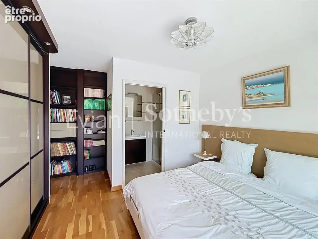 Evian-les-Bains – Appartement T4 en attique avec vue panoramique sur le lac - photo 6