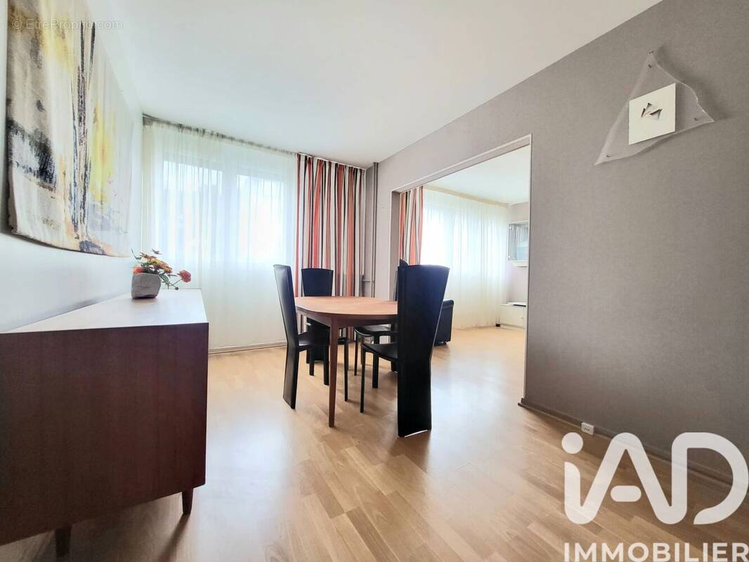 Photo 1 - Appartement à SAINT-ETIENNE