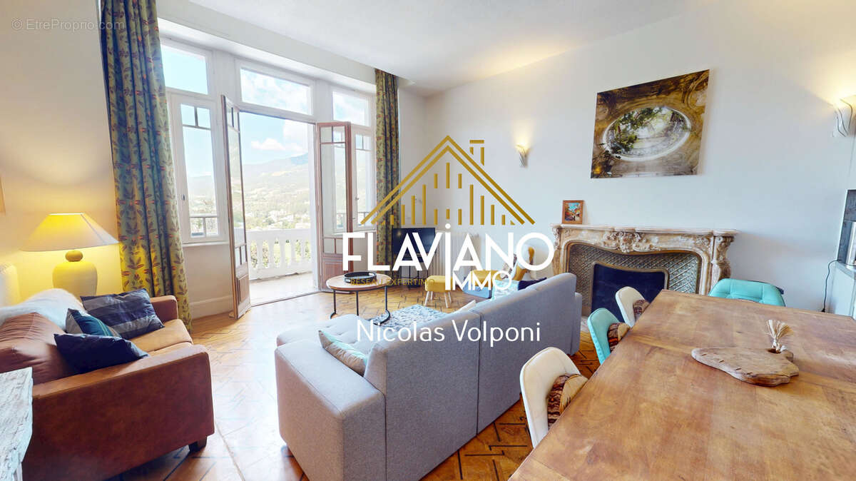 Appartement à JAUSIERS