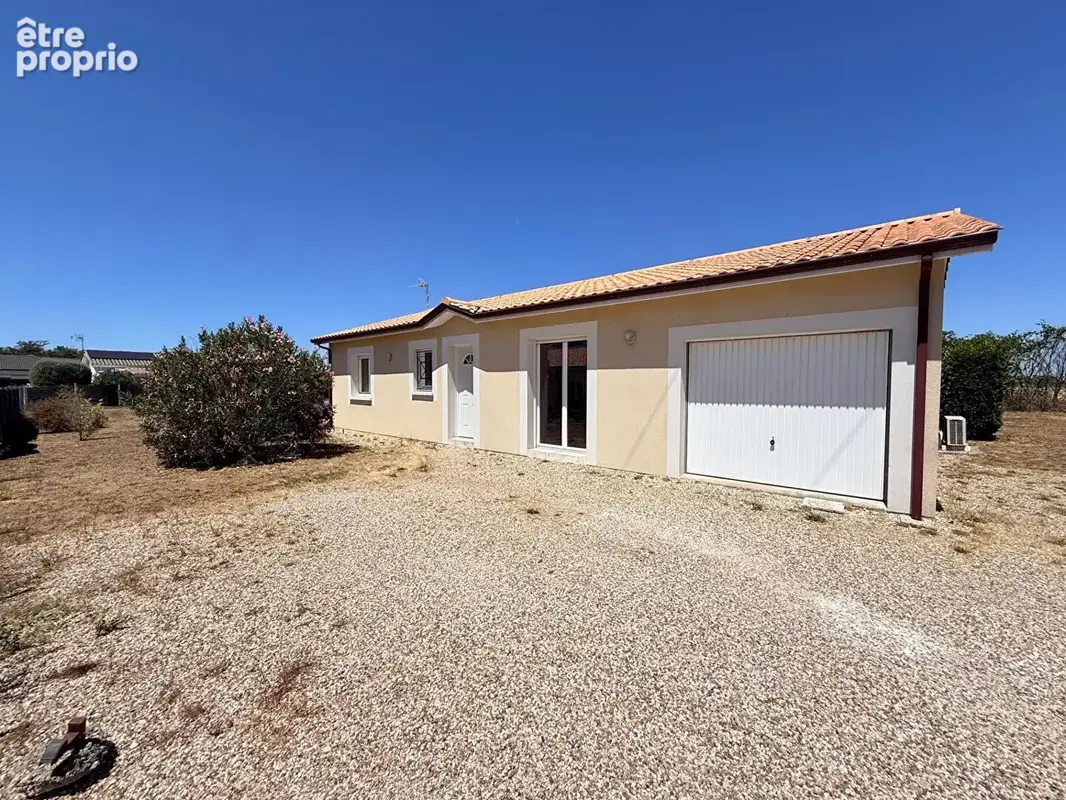 Maison 90m² à saint-denis-de-pile - photo 1