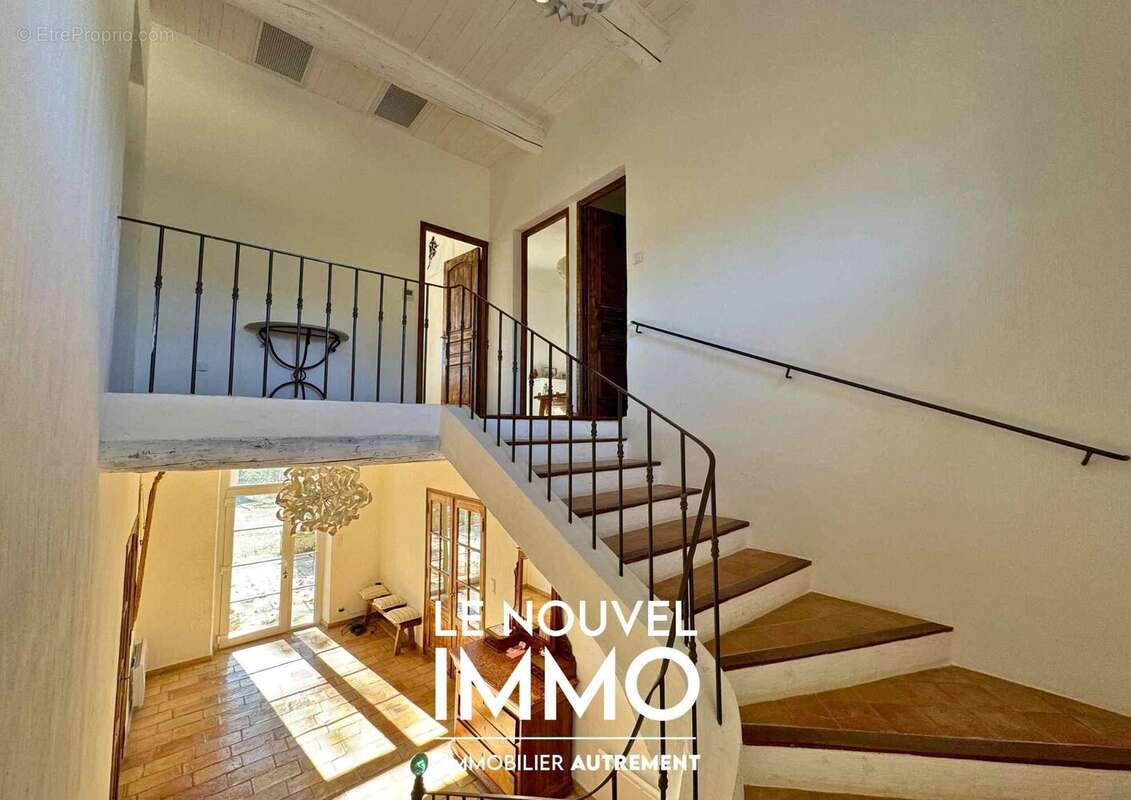 Maison à PELISSANNE