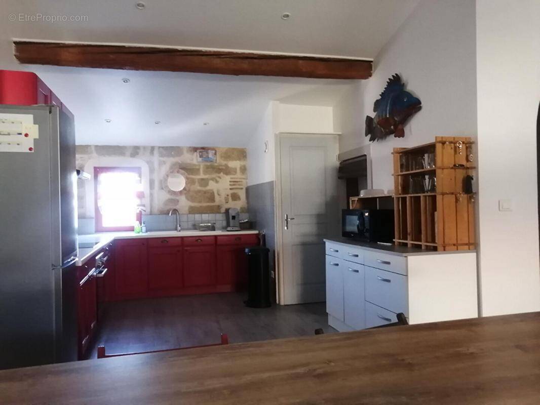 Appartement à MEZE